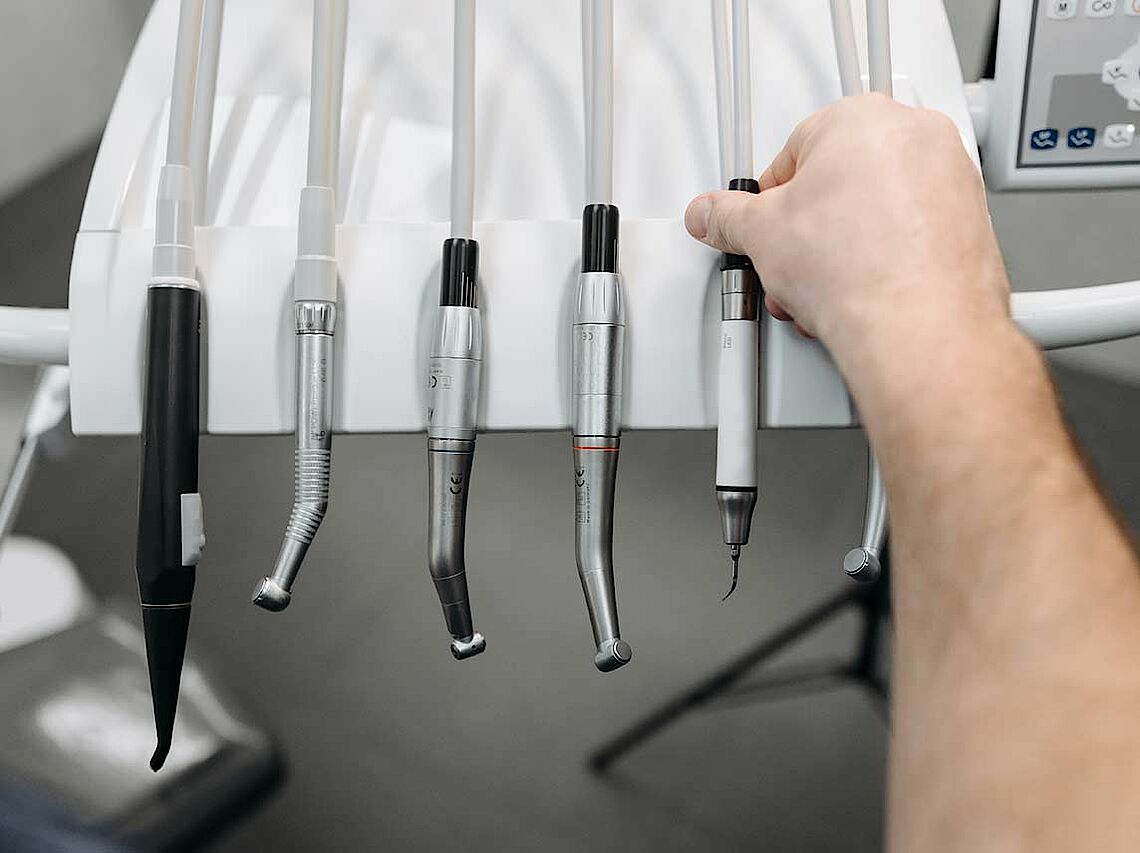 Zahnmedizinische Instrumente für eine Wurzelbehandlung